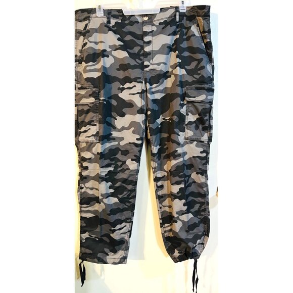 New George Men's Black Camo Cargo Pants Size 44 Drawstring Cuff - Picture 1 of 4